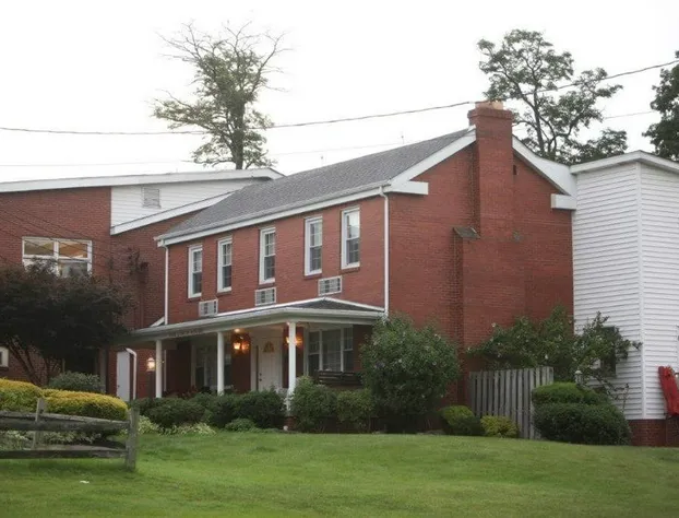 Champion Lakes Golf Resort hotel detail image 1