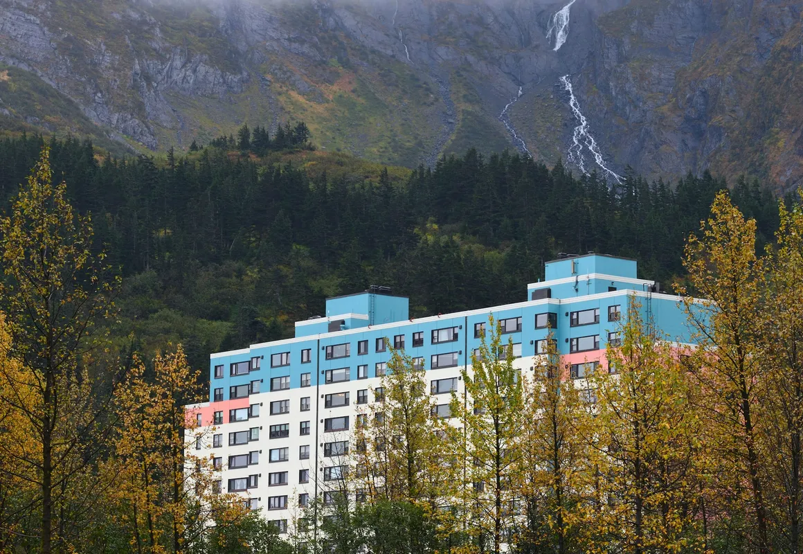 Glacier View Condo Suites hotel hero