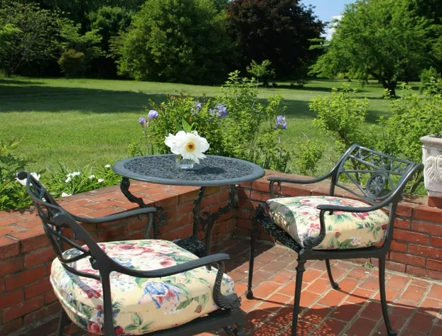 Brampton 1860 hotel detail image 2