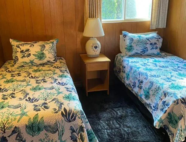 Curley's Resort & Dive Center hotel detail image 3