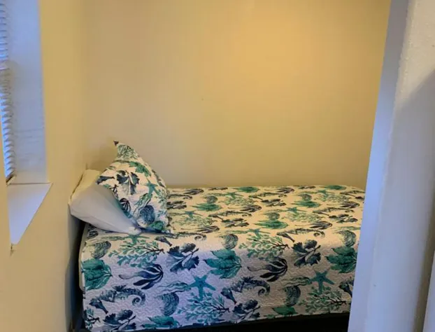 Curley's Resort & Dive Center hotel detail image 4