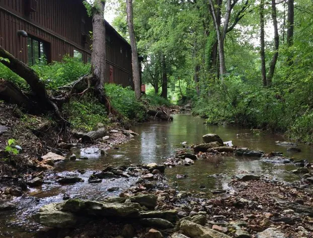 Sugar Creek Retreat hotel detail image 1