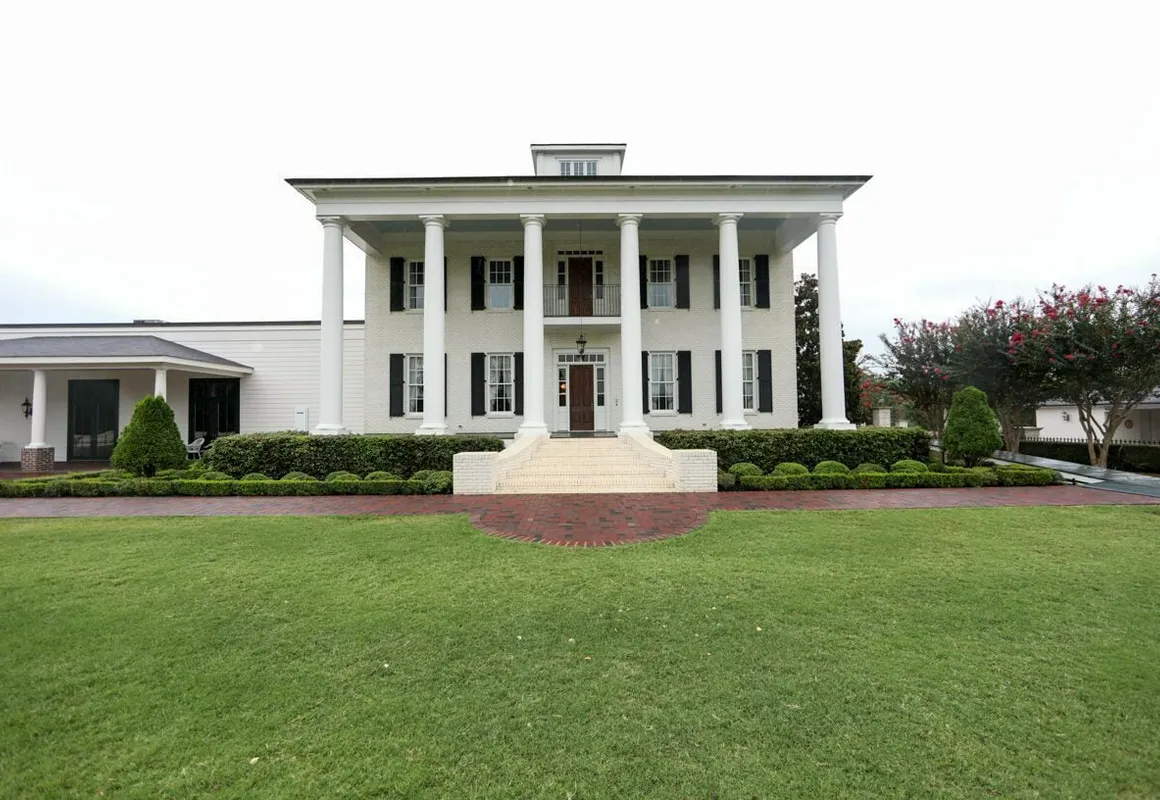 Castle Hill of Oxford hotel hero