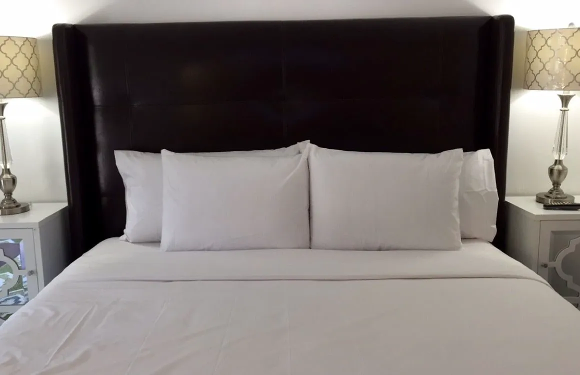 Carriage House hotel hero