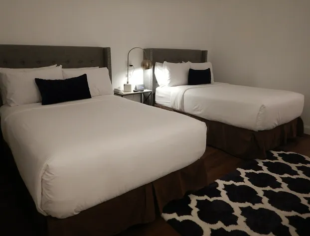 Carriage House hotel detail image 3