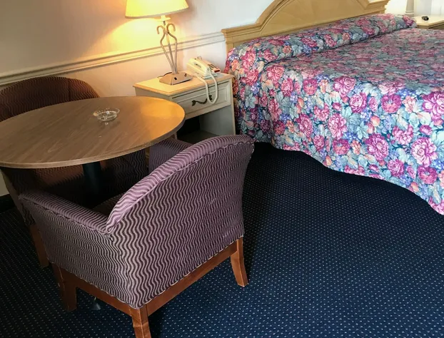 Claridge Inn hotel detail image 3