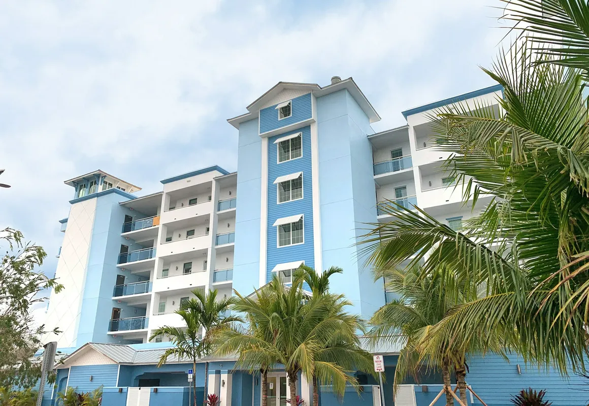 Cape Crossing Resort & Marina hotel hero