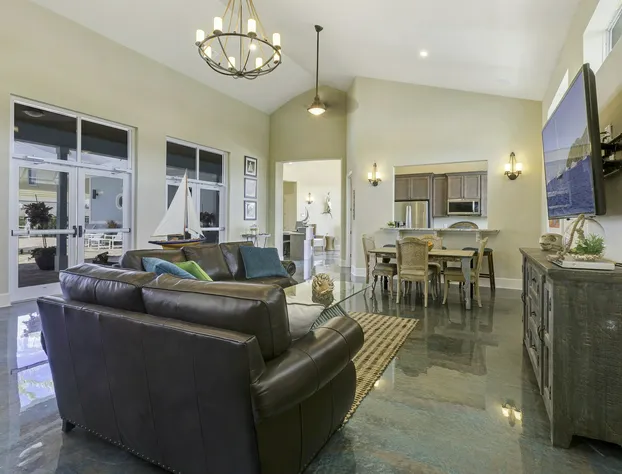 Cape Crossing Resort & Marina hotel detail image 4