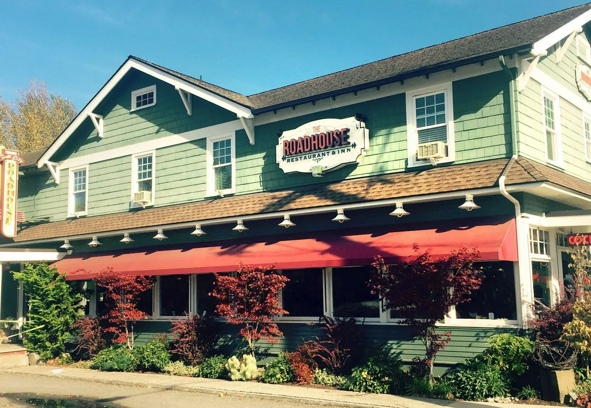 The Roadhouse Inn hotel hero