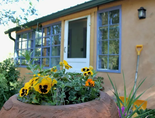 Taos Goji Farm & Eco-Lodge Retreat hotel detail image 4