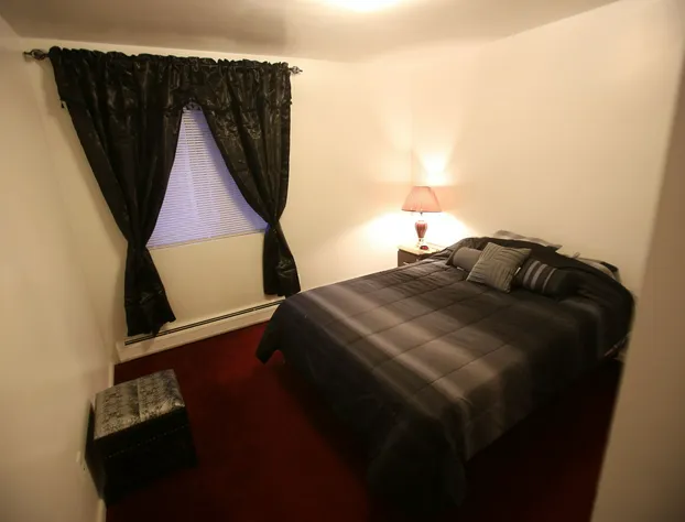 The Dearborn Suites hotel detail image 2