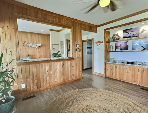 Lighthouse View Oceanfront Lodging hotel detail image 4