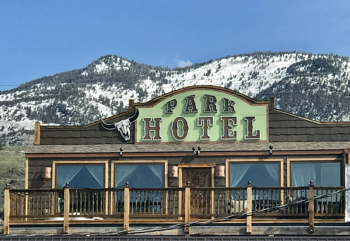 Park Hotel Yellowstone hotel hero