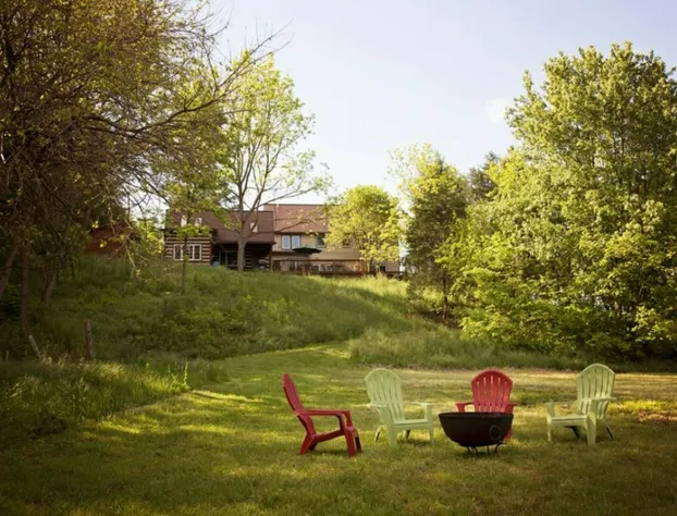 River Bluff Farm Bed & Breakfast hotel detail image 2