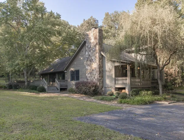 Cateechee hotel detail image 3