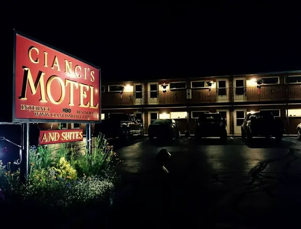 Cianci's Motel and Suites hotel detail image 1