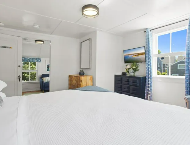 Carlisle House Inn hotel detail image 4