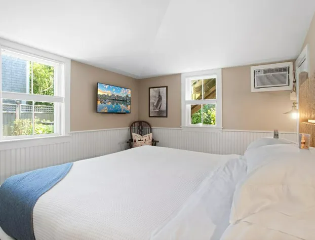 Carlisle House Inn hotel detail image 3