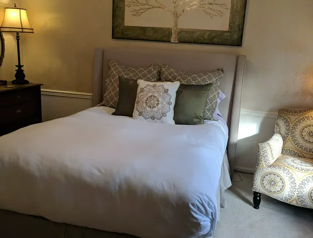 Meadowood Inn hotel detail image 3