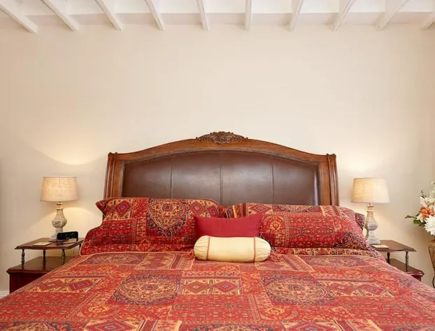 Cheltenham Suites hotel detail image 3