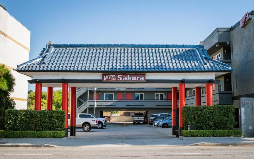 Sakura Inn hotel hero