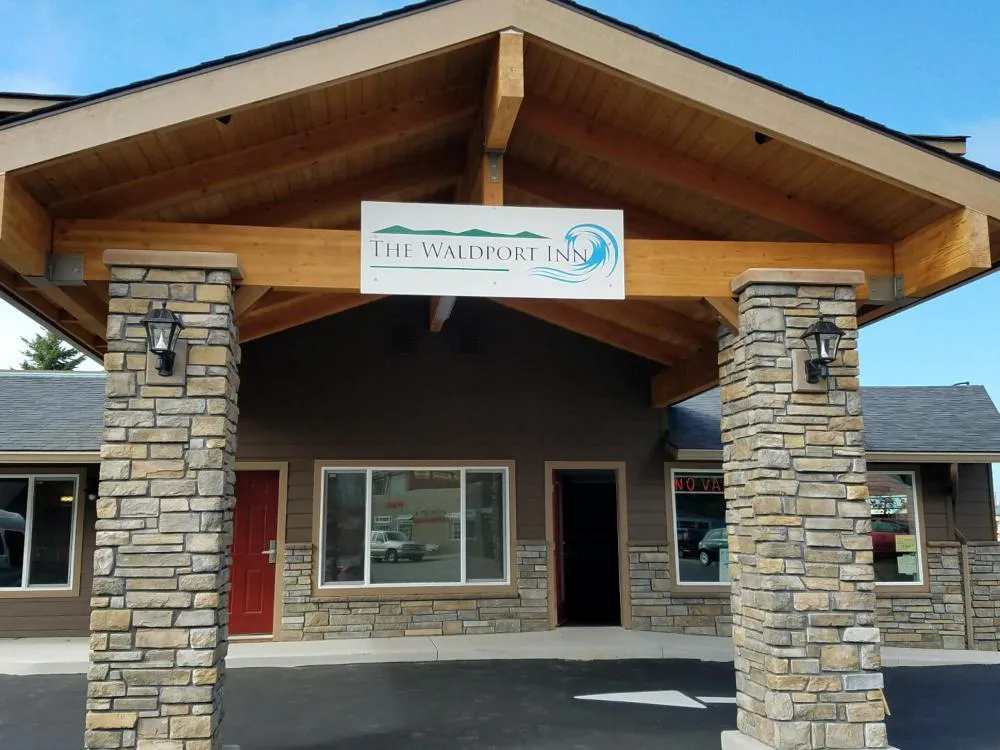 The Waldport Inn hotel hero