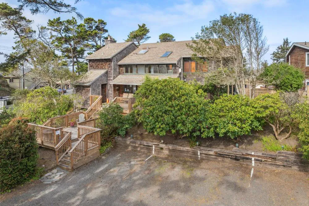 The Inn at Manzanita hotel hero