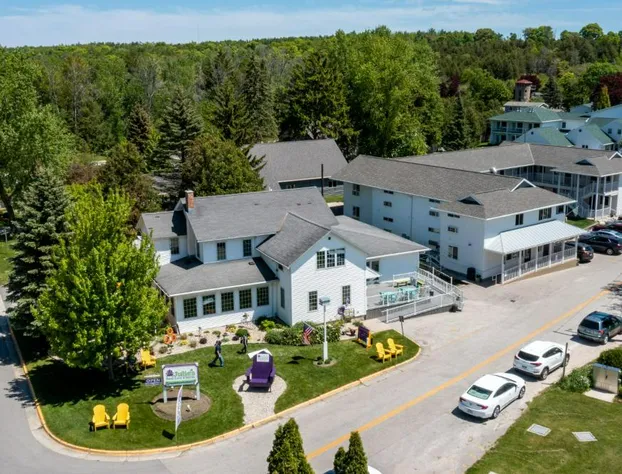 Julie's Park Cafe and Motel hotel detail image 2