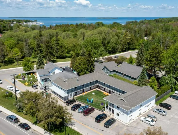 Julie's Park Cafe and Motel hotel detail image 3