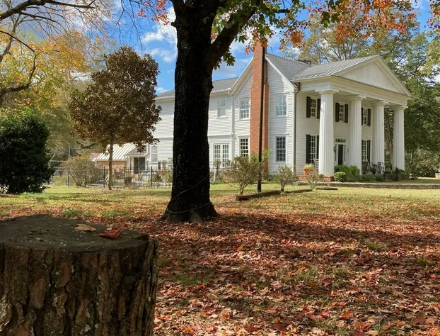 The Colonels B&B and Inn hotel detail image 3