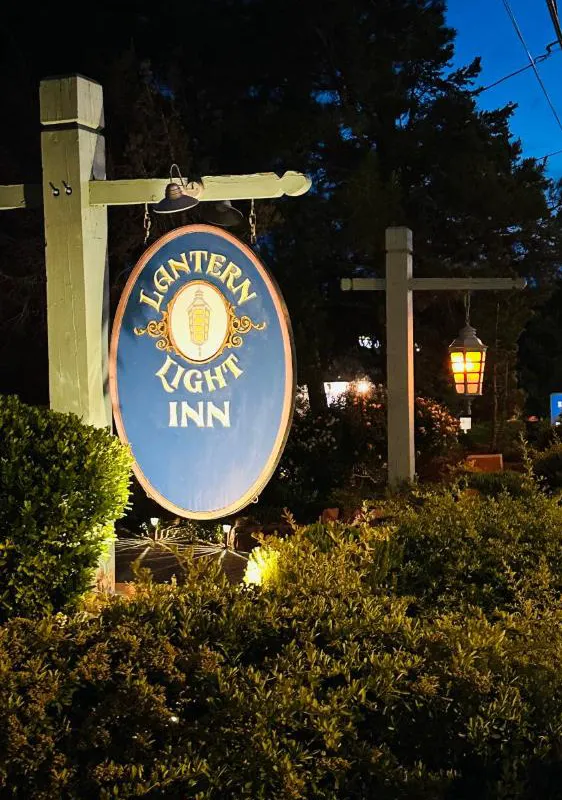 Lantern Light Inn - Romantic Getaway hotel hero