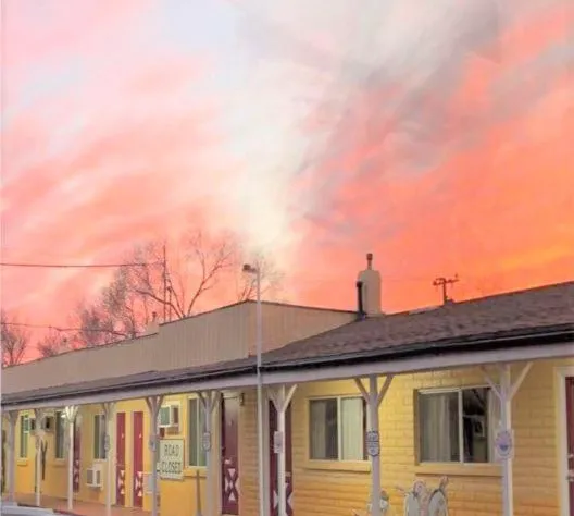 Brad's Desert Inn hotel detail image 3