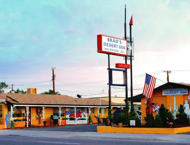 Brad's Desert Inn hotel detail image 4