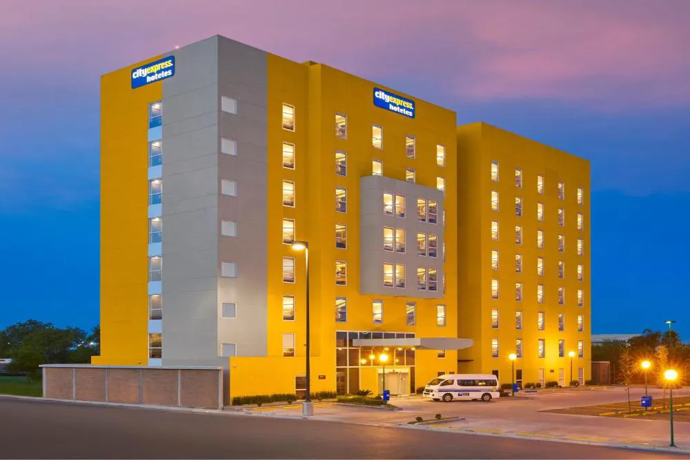 City Express by Marriott Monterrey Lindavista hotel hero