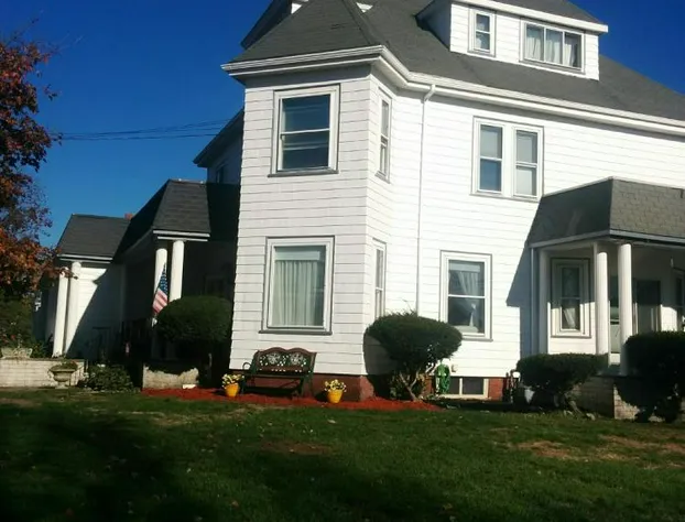 Château sur Mer Bed & Breakfast hotel detail image 4