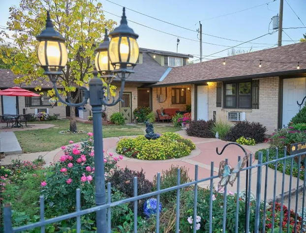 The Crest Motel in Colorful Colorado hotel detail image 1