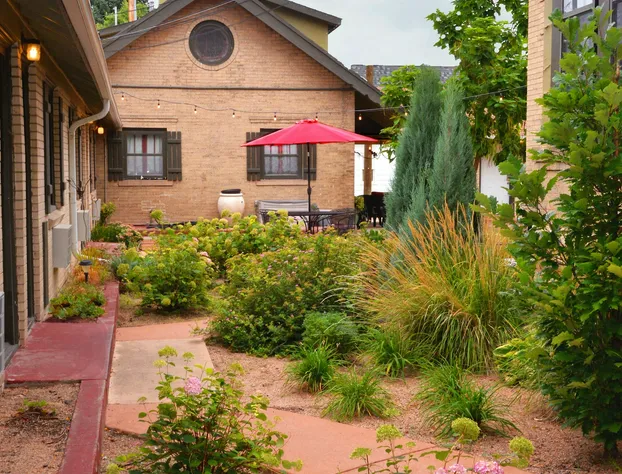 The Crest Motel in Colorful Colorado hotel detail image 3