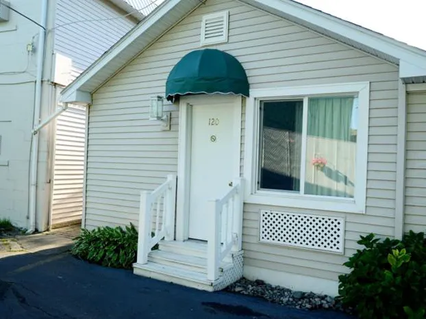 Lockview Motel hotel detail image 4