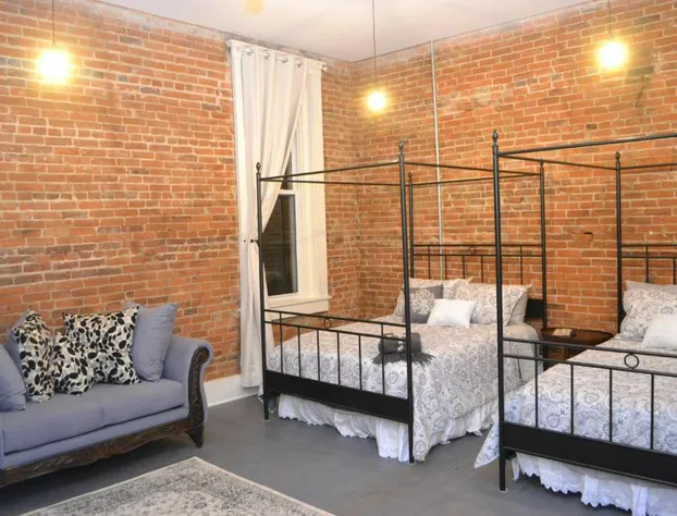 Eighteen-Ninety Sleepover hotel detail image 3