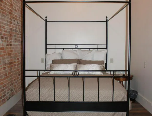 Eighteen-Ninety Sleepover hotel detail image 3