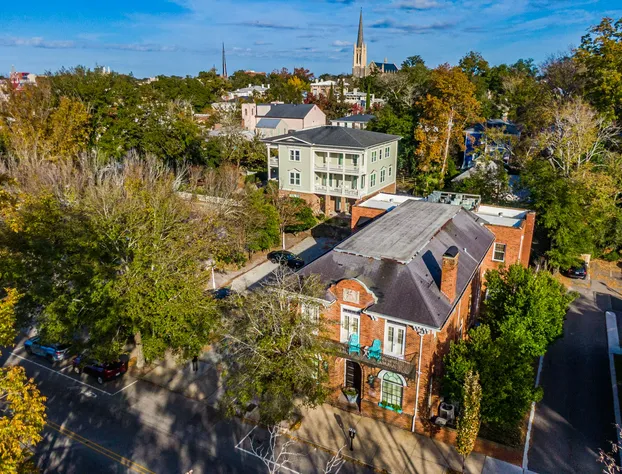 Front Street Inn hotel detail image 2