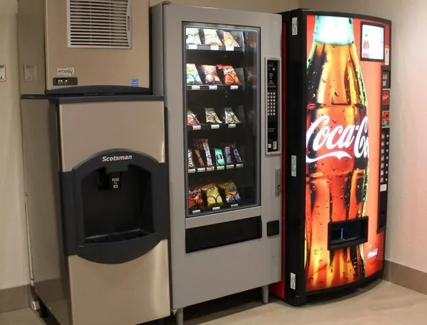 Prairie Moon Inn & Suites Macklin hotel detail image 4