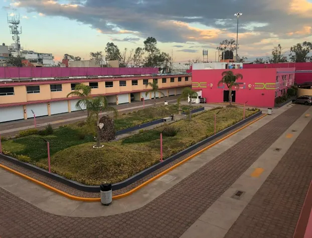 Hotel & Villas 7 hotel detail image 1