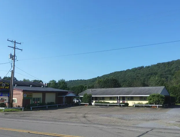 Rest Stop 6 Inn hotel detail image 1