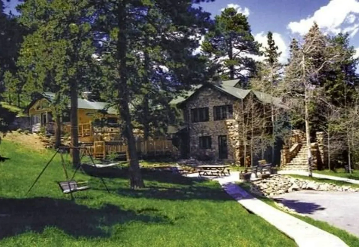 Meadow Creek Mountain Lodge and Event Center hotel hero