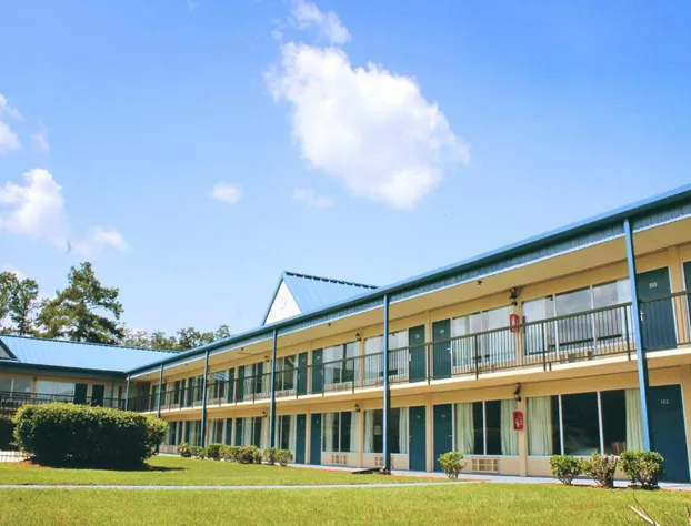 Residence Hub Inn & Suites hotel detail image 1