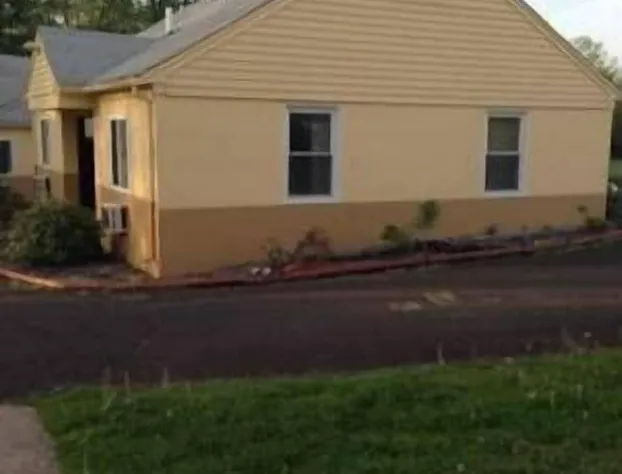 Colonial Village Motel hotel detail image 3