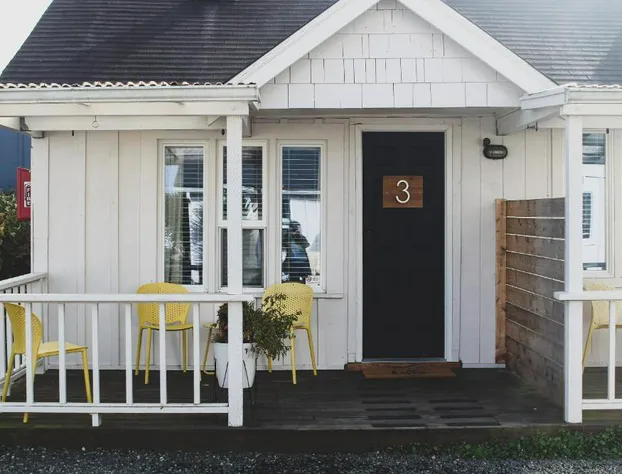 Boardwalk Cottages hotel detail image 1