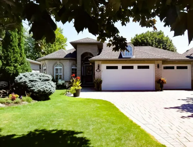 Graystone Bed and Breakfast hotel detail image 3