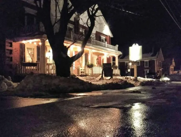 Black Lantern Inn hotel detail image 3